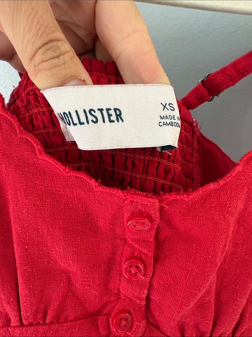 Hollister Red Button-Front Lace Trim Tank Top - Picture 3 of 3